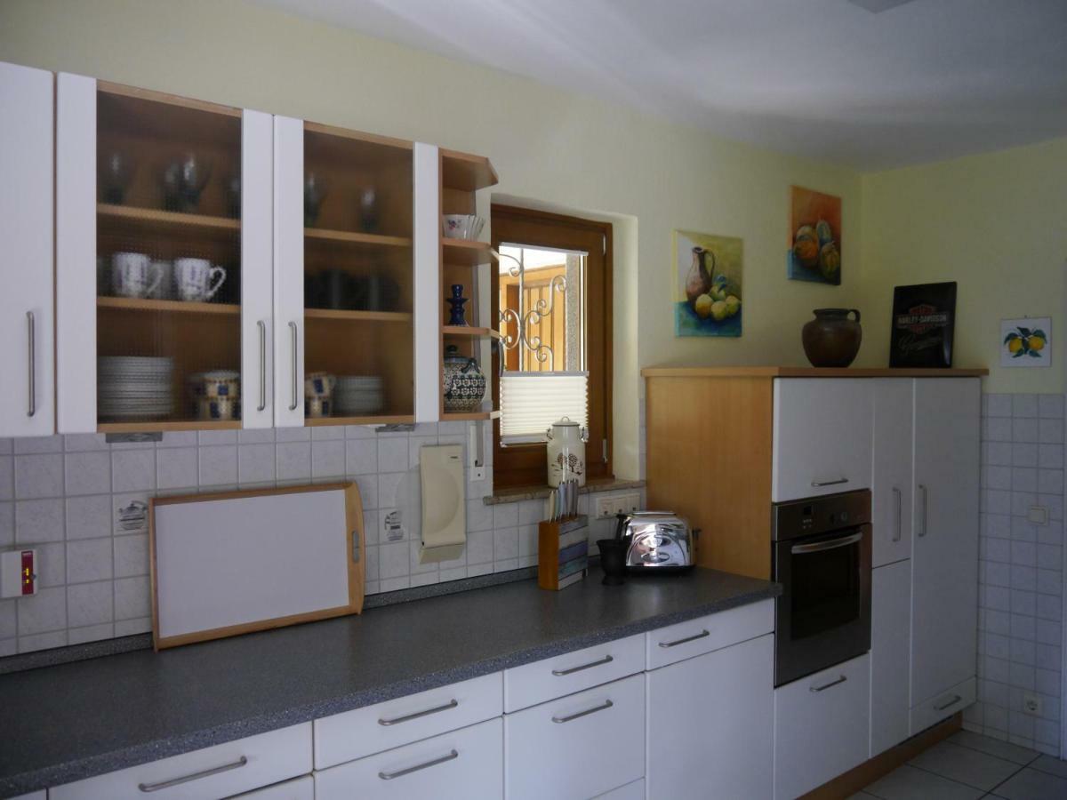 Ferienwohnung Keiner Wassenach Екстер'єр фото