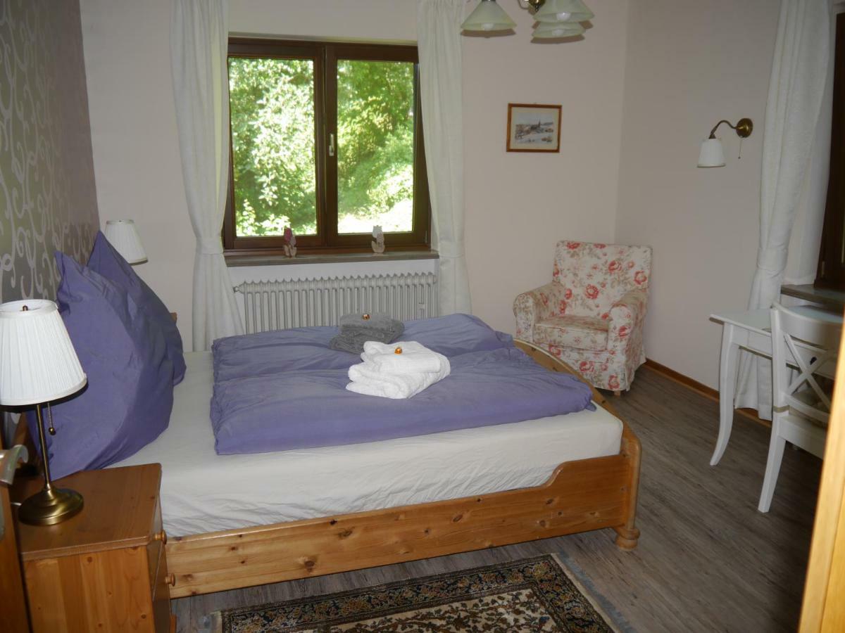 Ferienwohnung Keiner Wassenach Екстер'єр фото